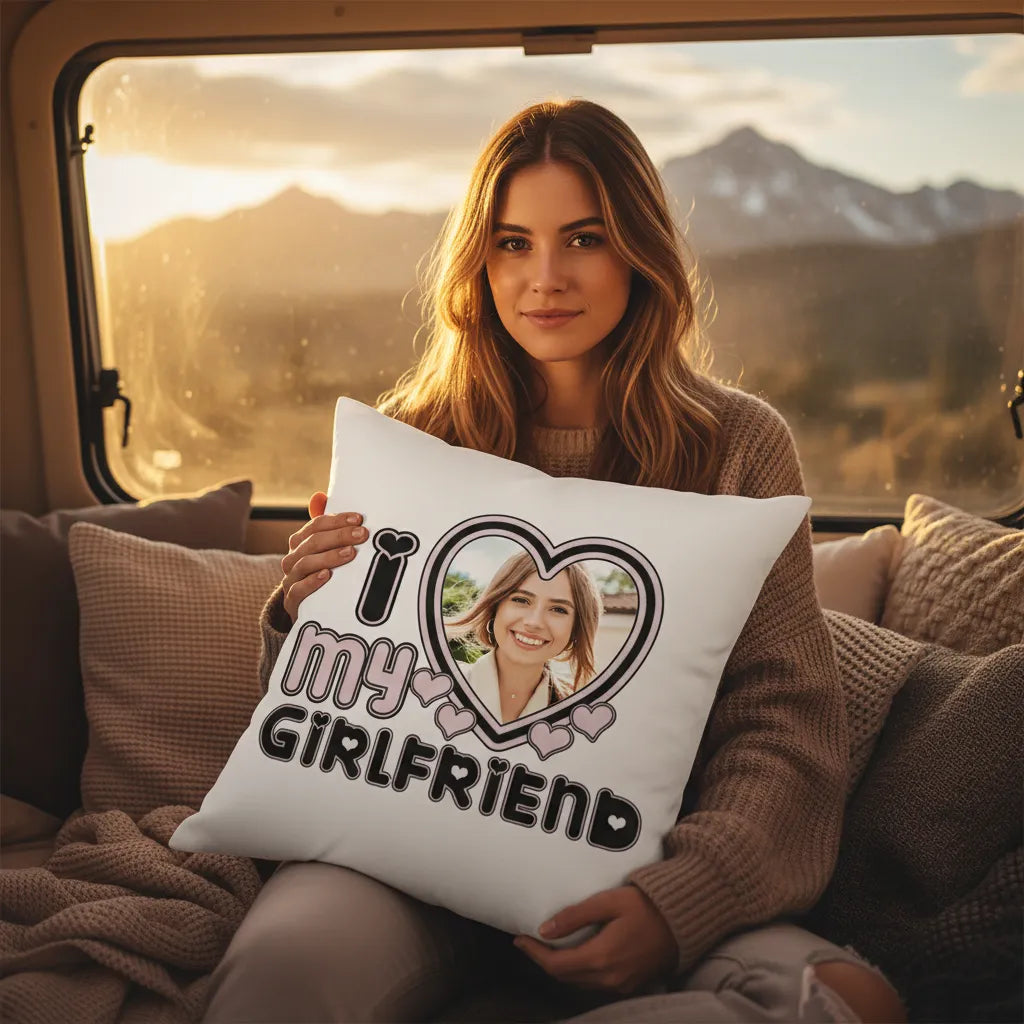 Poduszka z nadrukiem I Love My Girflfriend